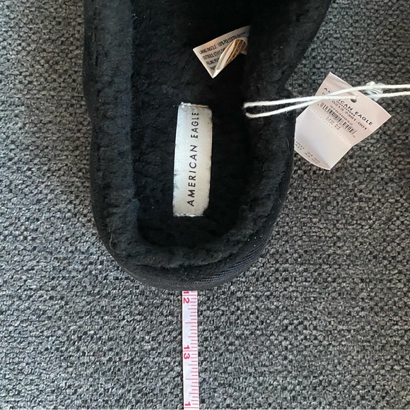 NWT American Eagle Outfitters Men's Black Mules size Medium - Picture 4 of 5